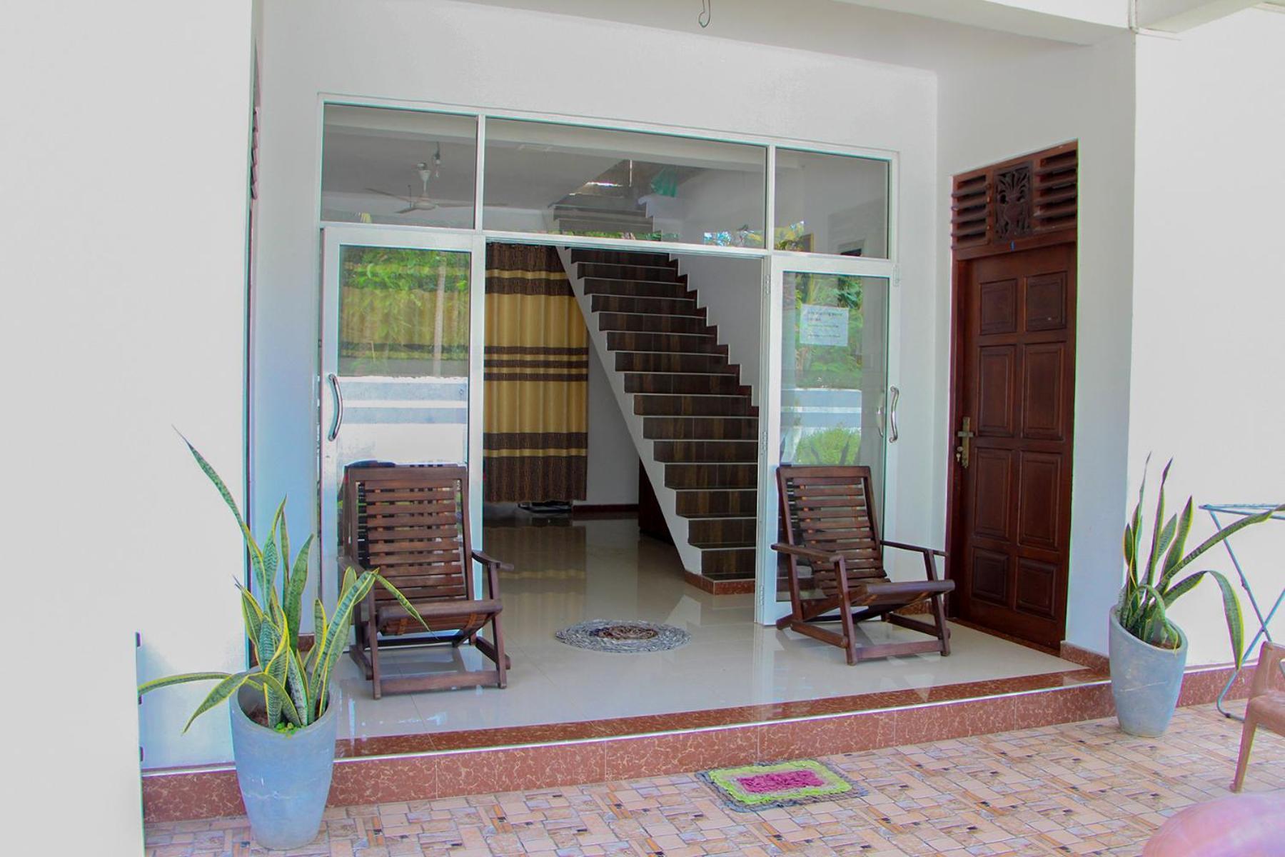 Sasmika Villa Surf&Yoga Hostel Weligama Esterno foto